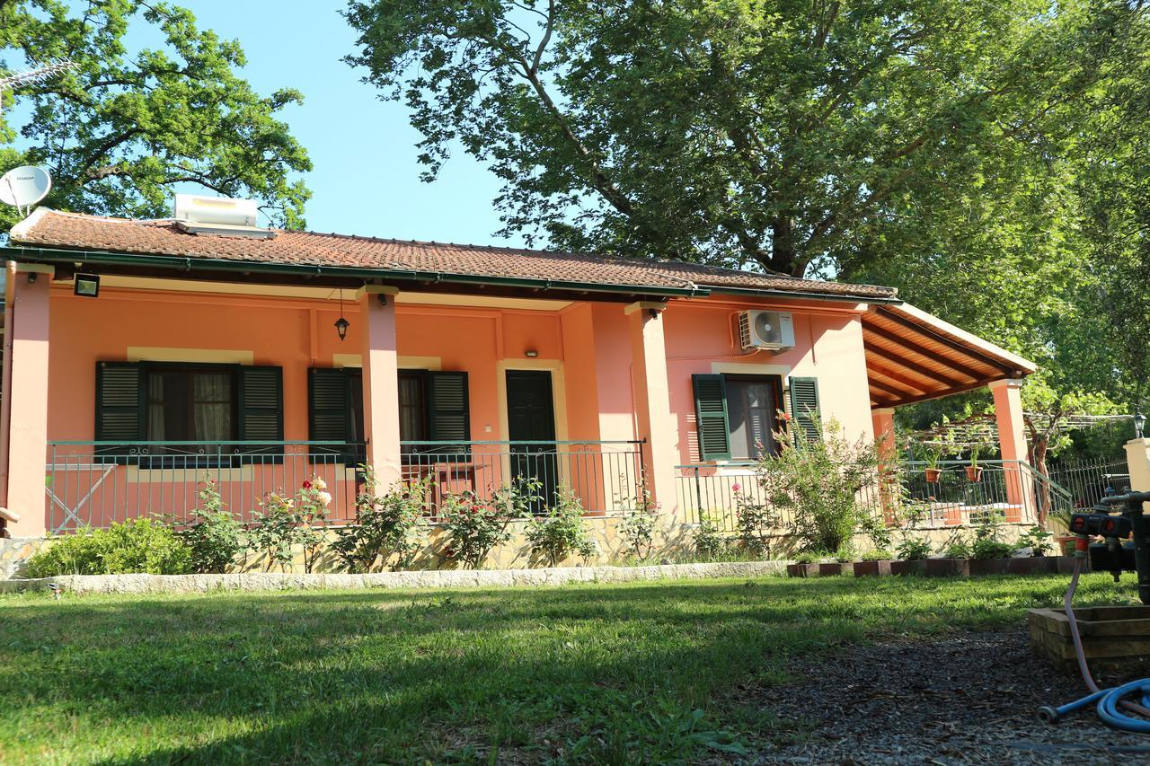 Villa Magia Ypsos Buitenkant foto